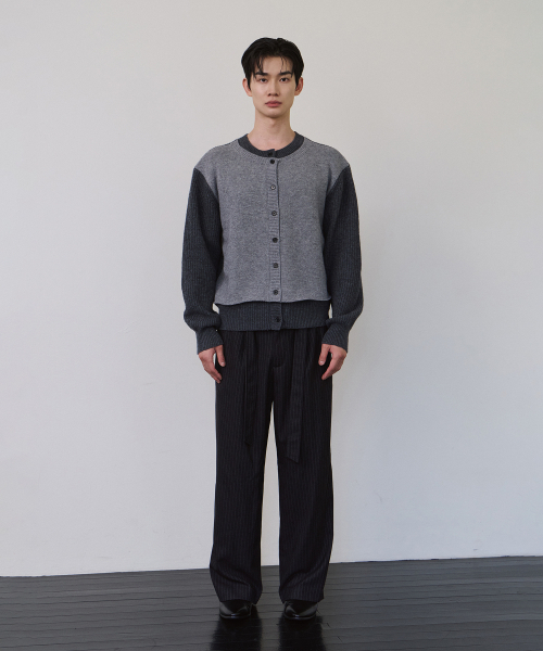 LAURANTSEOUL(ローランソウル)の「ベルト付きツータックストライプワイドスラックス(チャコールストライプ)(スラックス・レディース・チャコール・SMALL/MEDIUM/LARGE)」の5枚目の写真