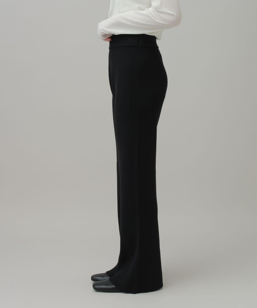 LAKOLE（ラコレ）の「リブニットフレアパンツ / 1076442（その他パンツ・レディース・ブラウン/グレー/ブラック・LARGE/MEDIUM）」の14枚目の写真