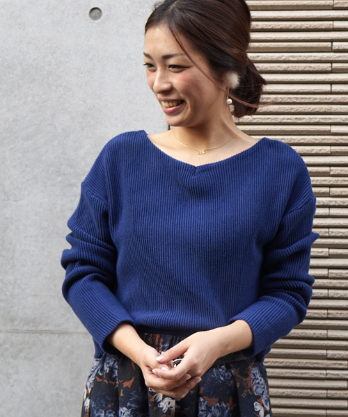 laboratory work（ラボラトリーワーク）の「4者混タック編みプルオーバー（ニット/セーター・レディース・ネイビー/ブラック/杢グレー・MEDIUM）」の3枚目の写真