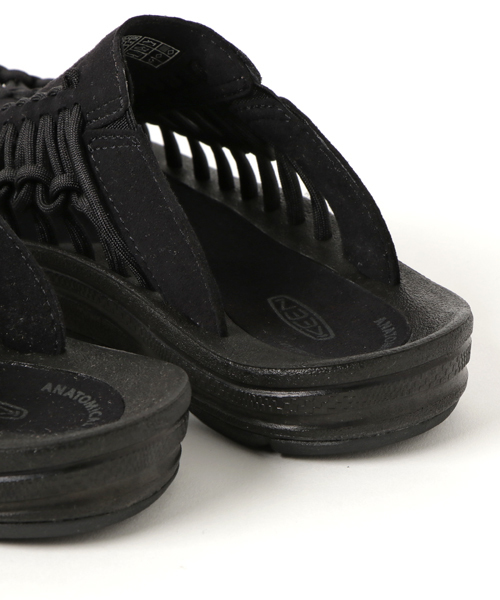 KEEN（キーン）の「UNEEK SLIDE / ユニーク スライド（サンダル
