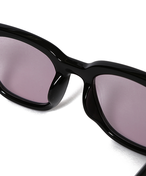 BEAMS（ビームス）の「BEAMS / カラーレンズ サングラス(Tint)（サングラス・メンズ・パープル/レッド/ピンク/イエロー/グリーン・ONE SIZE）」の9枚目の写真