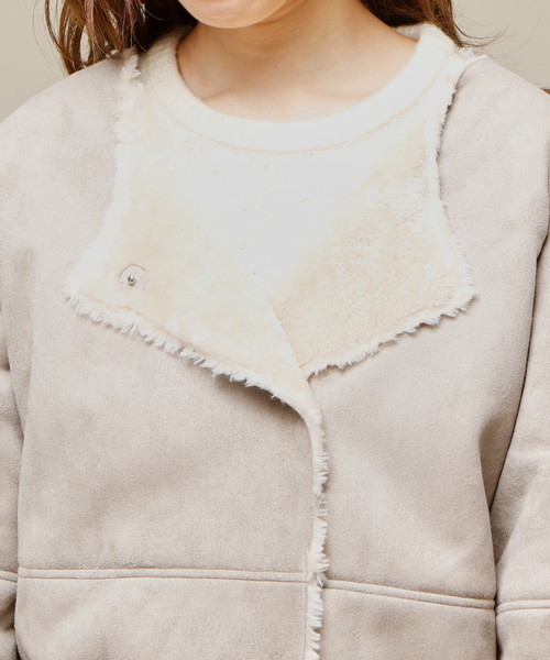 natural couture(ナチュラルクチュール)の「ムートンノーカラーコート(ムートンコート・レディース・ブラック/ベージュ/キャメル・FREE)」の12枚目の写真