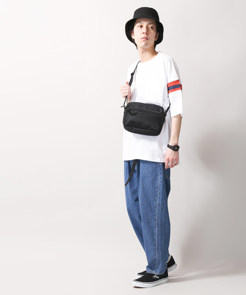 WEGO（ウィゴー）の「WEGO/スクエアミニショルダーバッグ（ショルダーバッグ・メンズ・ブラック/ブラック系その他/ホワイト系その他・FREE）」の12枚目の写真