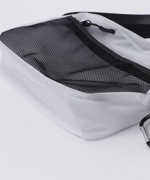 WEGO（ウィゴー）の「WEGO/スクエアミニショルダーバッグ（ショルダーバッグ・メンズ・ブラック/ブラック系その他/ホワイト系その他・FREE）」の5枚目の写真