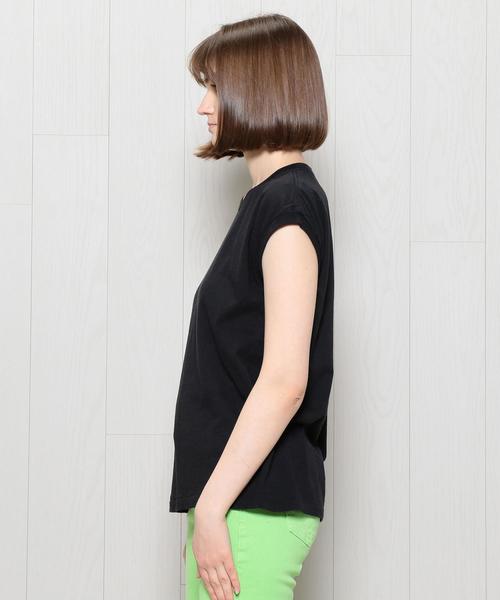 AURALEE(オーラリー)の「<AURALEE>SEAMLESS NO SLLEVE T-SHIRT/Tシャツ.(Tシャツ/カットソー・レディース・ホワイト/ブラック/ベージュ・1)」の10枚目の写真