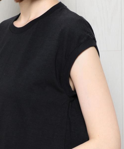 AURALEE(オーラリー)の「<AURALEE>SEAMLESS NO SLLEVE T-SHIRT/Tシャツ.(Tシャツ/カットソー・レディース・ホワイト/ブラック/ベージュ・1)」の4枚目の写真