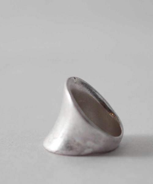 antiqua（アンティカ）の「シンプルデザインリング（リング・レディース・シルバー/ゴールド・FREE）」の8枚目の写真