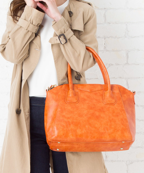 florist(フローリスト)の「【2way】【2点セット】ヴィンテージ風大きめハンドバッグ(ハンドバッグ・レディース・ブラック/ダークブラウン/ブラウン/グレー/レッド/オレンジ/イエロー・FREE)」の7枚目の写真