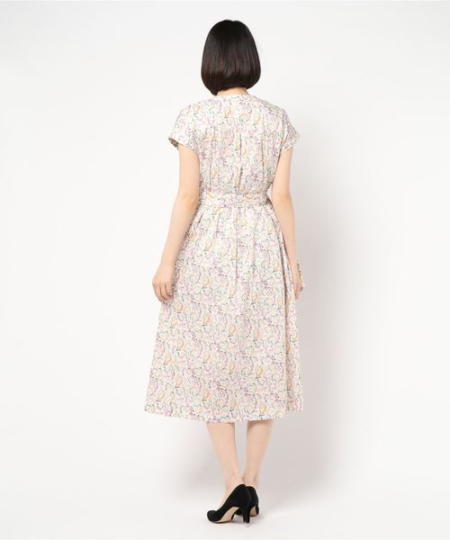 La TOTALITE(ラトータリテ)の「LIBERTY Vネックシャツワンピース【手洗い可能】◆(ワンピース・レディース・レッド/ボルドー/ピンク系その他・FREE)」の5枚目の写真