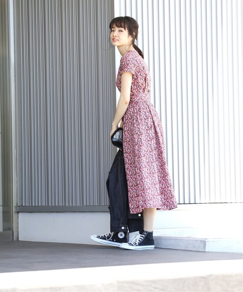La TOTALITE(ラトータリテ)の「LIBERTY Vネックシャツワンピース【手洗い可能】◆(ワンピース・レディース・レッド/ボルドー/ピンク系その他・FREE)」の10枚目の写真