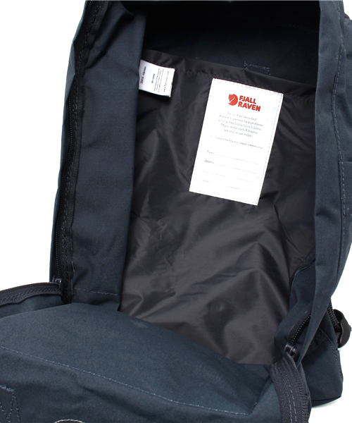 FJALL RAVEN (フェールラーベン)の「FJALLRAVEN: KANKEN(カンケンバッグ)(バックパック/リュック・メンズ・ネイビー/ブラック/オリーブ/オレンジ/ブルー/ブラウン/グリーン/レッド・ONE SIZE)」の14枚目の写真
