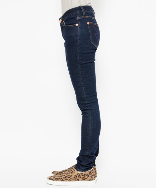 X-girl（エックスガール）の「LIGHTNING SKINNY PANTS（デニムパンツ・レディース・インディゴブルー/ライトインディゴブルー・1/0/2）」の5枚目の写真