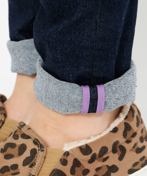 X-girl（エックスガール）の「LIGHTNING SKINNY PANTS（デニムパンツ・レディース・インディゴブルー/ライトインディゴブルー・1/0/2）」の9枚目の写真