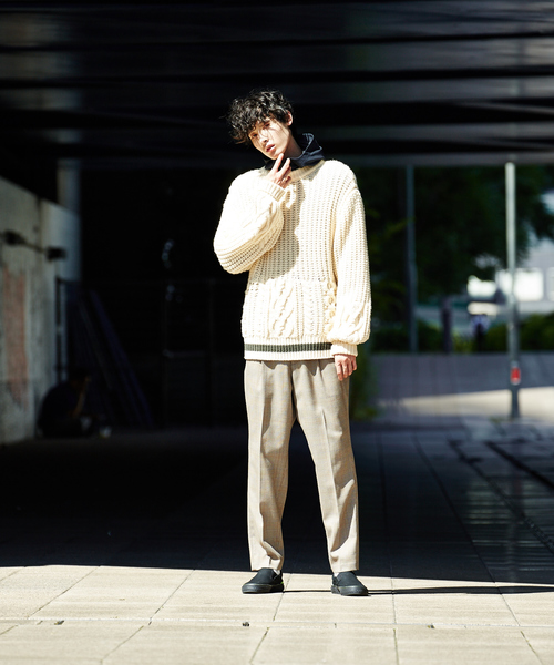 SUPERTHANKS(スーパーサンクス)の「【SUPER THANKS】ビックシルエットニット(ニット/セーター・メンズ・オフホワイト/カーキ・2/3)」の3枚目の写真