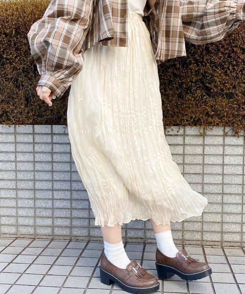 apres jour（アプレジュール）の「ラメクロスクリンクルスカート【ZOZOTOWN限定アイテム】（スカート・レディース・ライトベージュ/ライトブルー/モカ/ミント/オフホワイト/ブラック・フリー）」の18枚目の写真