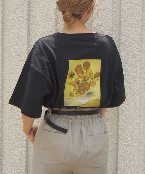 tiptop(ティップトップ)の「2020SS アートプリントビッグプルオーバー(Tシャツ/カットソー・レディース・ホワイト系その他/ブラック系その他/ベージュ系その他/ベージュ/ブラック/オフホワイト/ベージュ系その他2/ブラック系その他2/ホワイト系その他2・FREE)」の6枚目の写真