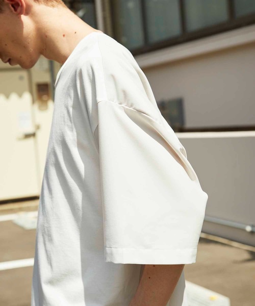 MAISON SPECIAL（メゾンスペシャル）の「《ユニセックスアイテム》ウーブンコンビプライムオーバーTシャツ【MAISON SPECIAL/メゾンスペシャル】（Tシャツ/カットソー・メンズ・ブラック/グリーン/オフホワイト/ホワイト・44/46）」の7枚目の写真