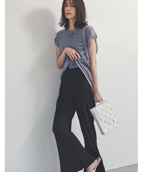 Re:EDIT(リエディ)の「楊柳マットプリーツキックフレアパンツ(その他パンツ・レディース・ブラック/パープル/ミント/ダークブルー/グレイッシュベージュ/モカ・MEDIUM/LARGE/SHORT/TALL)」の11枚目の写真