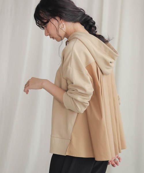 Bab（バブ）の「バックシャンパーカープルオーバー（パーカー・レディース・チャコールグレー/ブラック/ベージュ/モカ・FREE）」の4枚目の写真