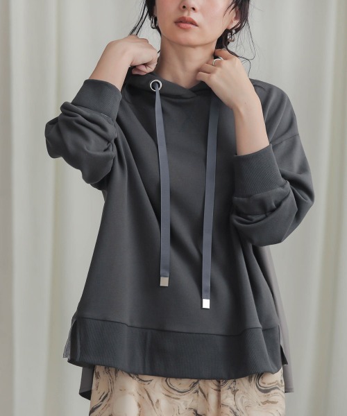 Bab（バブ）の「バックシャンパーカープルオーバー（パーカー・レディース・チャコールグレー/ブラック/ベージュ/モカ・FREE）」の14枚目の写真