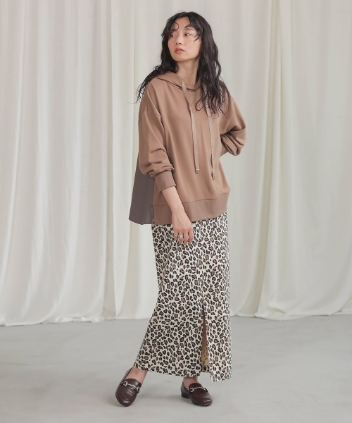 Bab（バブ）の「バックシャンパーカープルオーバー（パーカー・レディース・チャコールグレー/ブラック/ベージュ/モカ・FREE）」の19枚目の写真