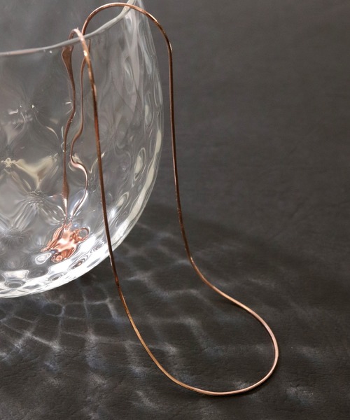 florist（フローリスト）の「7種展開シンプルショートプリンセスネックレス/チョーカー（ネックレス・レディース・シルバー系その他4/ピンク系その他4/ピンク系その他3/シルバー系その他2/ゴールド系その他7/ピンク系その他5/ゴールド系その他/ゴールド系その他6/シルバー系その他6/シルバー系その他/シルバー系その他5/シルバー系その他7/シルバー系その他3/ゴールド系その他5/ピンク系その他6/ピンク系その他2/ゴールド系その他4/ピンク系その他/ゴールド系その他2/ピンク系その他7/ゴールド系その他3・FREE）」の2枚目の写真