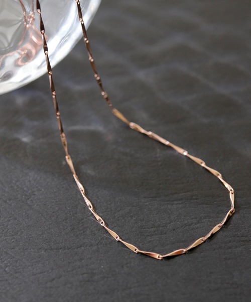 florist（フローリスト）の「7種展開シンプルショートプリンセスネックレス/チョーカー（ネックレス・レディース・シルバー系その他4/ピンク系その他4/ピンク系その他3/シルバー系その他2/ゴールド系その他7/ピンク系その他5/ゴールド系その他/ゴールド系その他6/シルバー系その他6/シルバー系その他/シルバー系その他5/シルバー系その他7/シルバー系その他3/ゴールド系その他5/ピンク系その他6/ピンク系その他2/ゴールド系その他4/ピンク系その他/ゴールド系その他2/ピンク系その他7/ゴールド系その他3・FREE）」の6枚目の写真