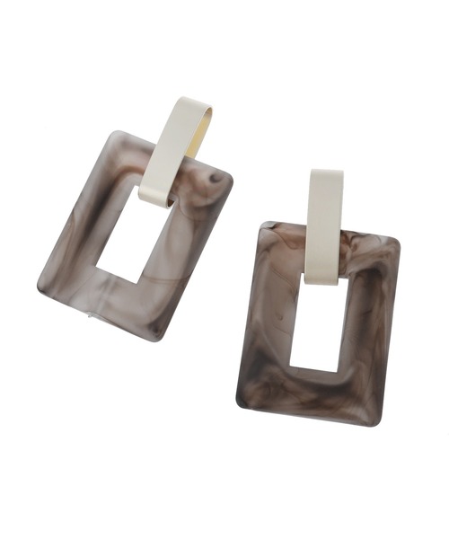 fifth（フィフス）の「マットスクエアピアス（ピアス（両耳用）・レディース・ホワイト/グレー・FREE）」の4枚目の写真