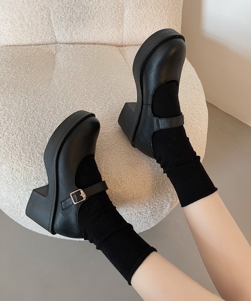 Shoes in Closet(シューズインクローゼット)の「厚底 ヒールアップ メリージェーン ストラップ シューズ 1985(ドレスシューズ・レディース・ブラック/ダークブラウン/ブラック系その他/アイボリー/ベージュ系9・LL/3L/S/M/L/XS/4L)」の19枚目の写真