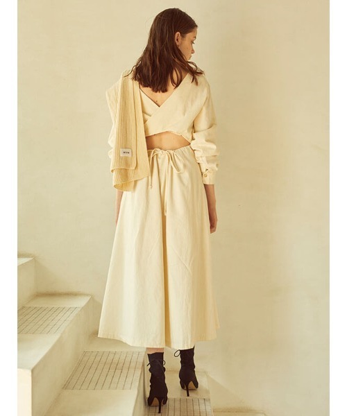 （美品）（最終値下げ）ACYM Back open flare ワンピース 美品）（最終値下げ）ACYM Back open flare ワンピース
