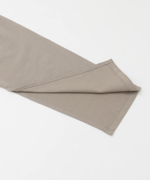 LAATO（ラート）の「BIG LONG T-SHIRTS（Tシャツ/カットソー・レディース・オフホワイト/グリーン・FREE）」の6枚目の写真