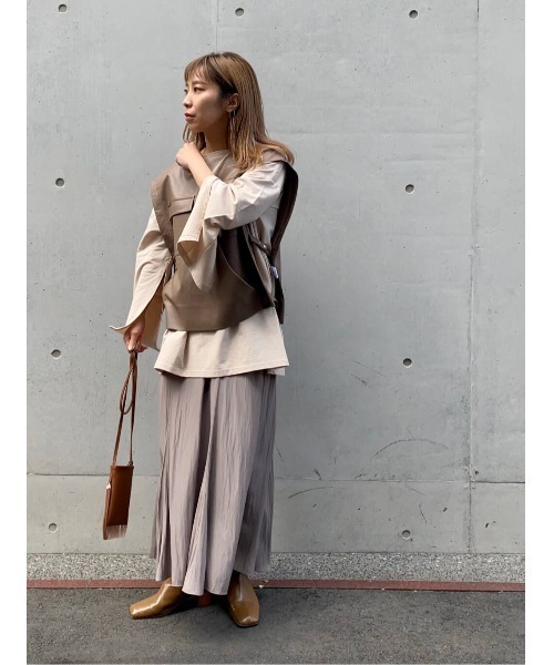 LAATO（ラート）の「BIG LONG T-SHIRTS（Tシャツ/カットソー・レディース・オフホワイト/グリーン・FREE）」の12枚目の写真