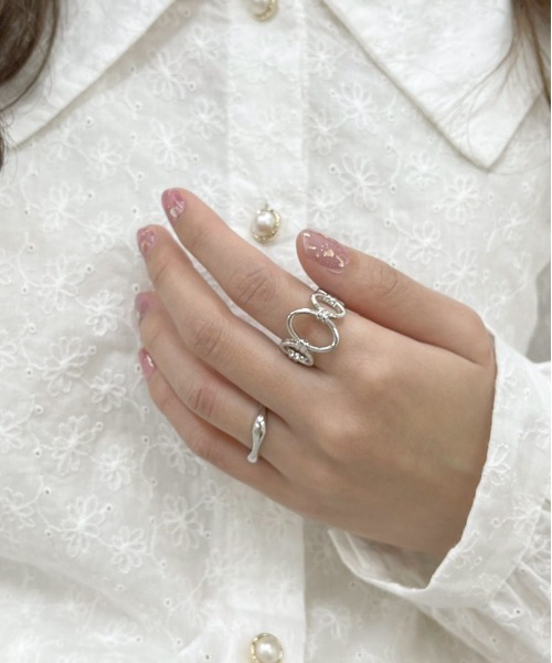 apres jour（アプレジュール）の「【apres jour×ARIAZ】2セットリング（リング・レディース・シルバー/ゴールド・FREE）」の2枚目の写真