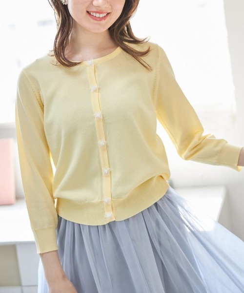 tocco closet（トッコ　クローゼット）の「パール付きオーガンジーフラワーモチーフ装飾七分袖カーディガン（カーディガン/ボレロ・レディース・ブルー/オフホワイト/ピンク/レモンイエロー・M）」の4枚目の写真