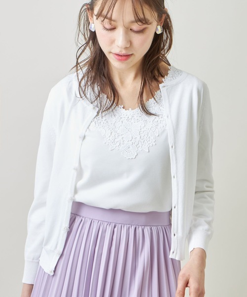 tocco closet（トッコ　クローゼット）の「パール付きオーガンジーフラワーモチーフ装飾七分袖カーディガン（カーディガン/ボレロ・レディース・ブルー/オフホワイト/ピンク/レモンイエロー・M）」の6枚目の写真