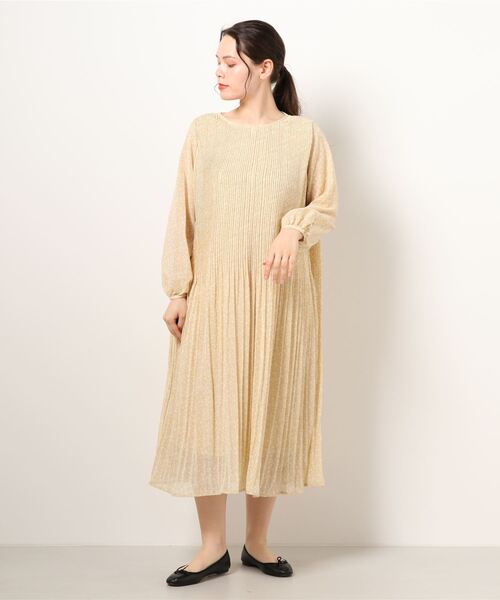 AMERICAN HOLIC（アメリカンホリック）の「花柄プリーツワンピース（ワンピース・レディース・サックスブルー/その他14・FREE）」の4枚目の写真