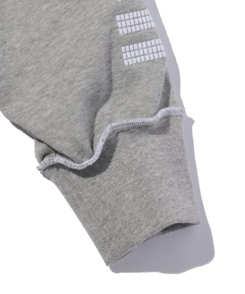 AVALONE(アヴァロン)の「<AVALONE> EMB LYD LS TEE/カットソー(Tシャツ/カットソー・メンズ・ブラック/グレー・2/3)」の3枚目の写真