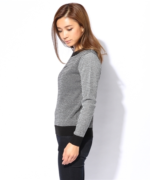 AZUL by moussy（アズールバイマウジー）の「2/48 CT柄編U/N長袖PO（ニット/セーター・レディース・ブラック系その他/ブルー系その他・MEDIUM/SMALL/LARGE）」の3枚目の写真