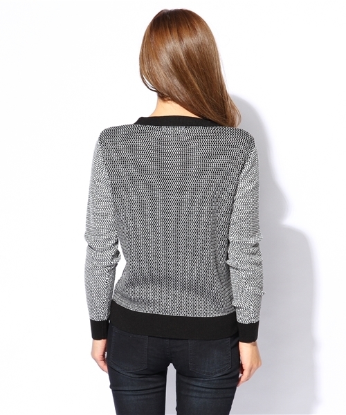 AZUL by moussy（アズールバイマウジー）の「2/48 CT柄編U/N長袖PO（ニット/セーター・レディース・ブラック系その他/ブルー系その他・MEDIUM/SMALL/LARGE）」の4枚目の写真