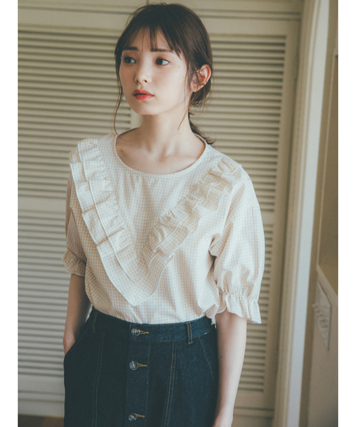 ehka sopo（エヘカソポ）の「【橋下美好×ehka sopo】切替フリルブラウス（シャツ/ブラウス・レディース・ベージュ/オフホワイト/ブラック/ミント・ﾌﾘ-）」の9枚目の写真