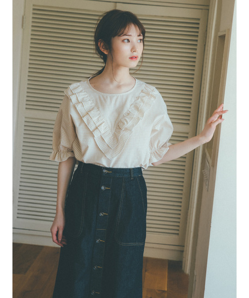 ehka sopo（エヘカソポ）の「【橋下美好×ehka sopo】切替フリルブラウス（シャツ/ブラウス・レディース・ベージュ/オフホワイト/ブラック/ミント・ﾌﾘ-）」の10枚目の写真