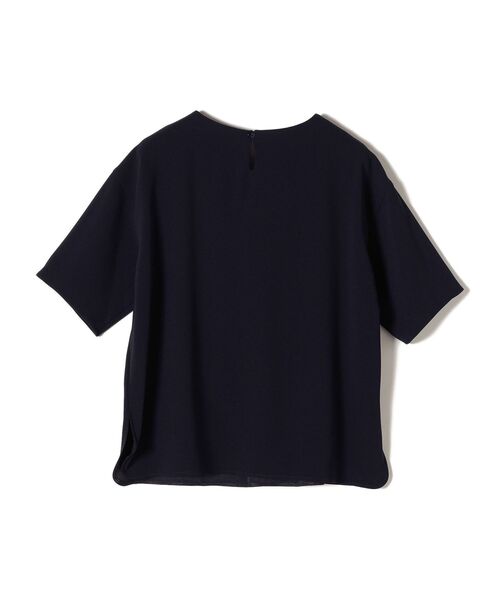SHIPS(シップス)の「バックサテンショートスリーブプルオーバー(シャツ/ブラウス・レディース・ネイビー/ベージュ・ONE SIZE)」の3枚目の写真