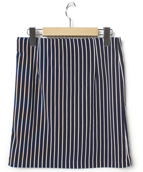 FREE'S MART（フリーズマート）の「ストライプ柄タイトスカート（スカート・レディース・ネイビー・M）」の2枚目の写真