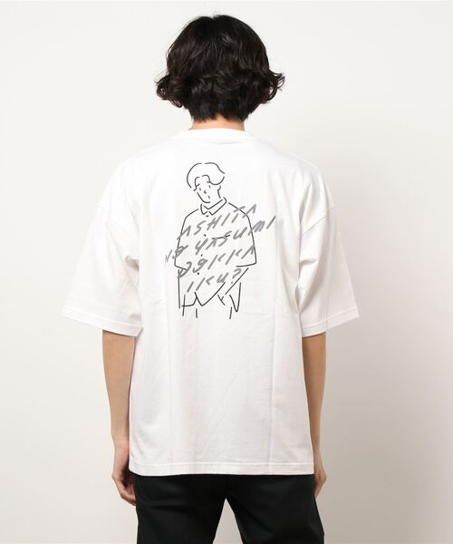 LOWRYS FARM（ローリーズファーム）の「ＭＩＴＡＩＮＡイラストコラボ　957308（Tシャツ/カットソー・メンズ・ホワイト/レッド/グリーン・MEDIUM/LARGE）」の5枚目の写真