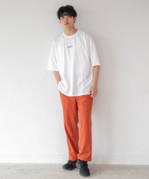 LOWRYS FARM（ローリーズファーム）の「ＭＩＴＡＩＮＡイラストコラボ　957308（Tシャツ/カットソー・メンズ・ホワイト/レッド/グリーン・MEDIUM/LARGE）」の11枚目の写真