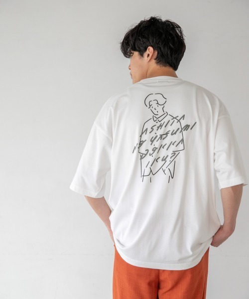 LOWRYS FARM（ローリーズファーム）の「ＭＩＴＡＩＮＡイラストコラボ　957308（Tシャツ/カットソー・メンズ・ホワイト/レッド/グリーン・MEDIUM/LARGE）」の13枚目の写真