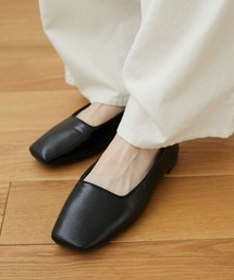 ふっくらクッションスクエアフラットシューズ　＊
