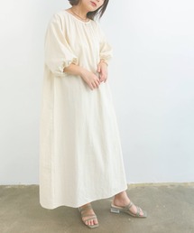 エスプレッソをそそぐ後ろ空きロングワンピース