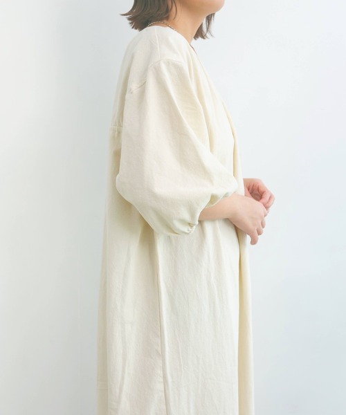 nemne store(ネンネストア)の「エスプレッソをそそぐ後ろ空きロングワンピース(ワンピース・レディース・アイボリー/モカ・フリー)」の14枚目の写真