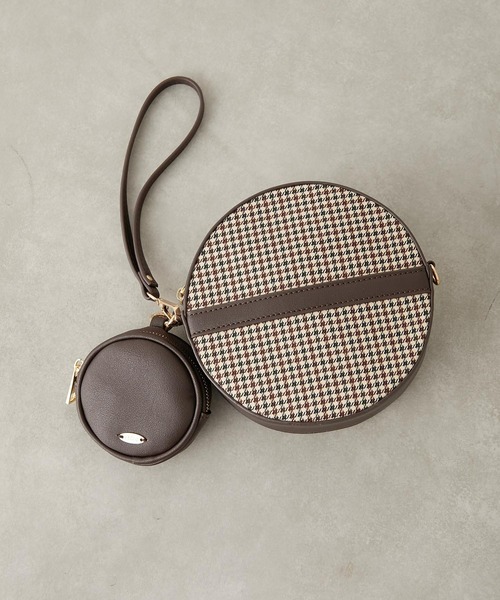 Chico（チコ）の「ポーチ付きサークルミニショルダー（ショルダーバッグ・レディース・ブラウン/ブラック系その他/ブラック/アイボリー・FREE）」の15枚目の写真